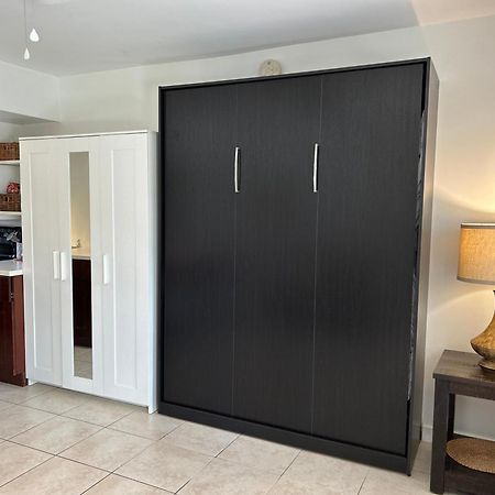 Lambert Family Beach Apartments Форт Лодърдейл Екстериор снимка