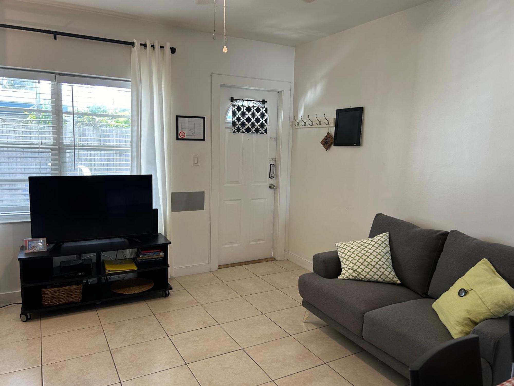 Lambert Family Beach Apartments Форт Лодърдейл Екстериор снимка